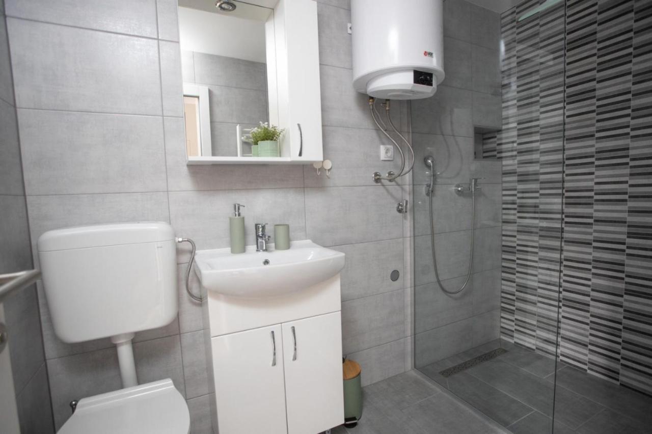Apartman Luka Vinkovci Exterior photo